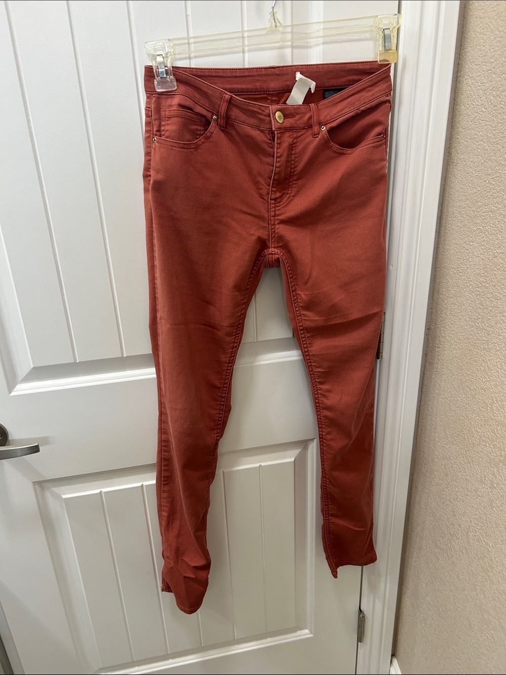 H&M Women’s Rust Skinny Jeans